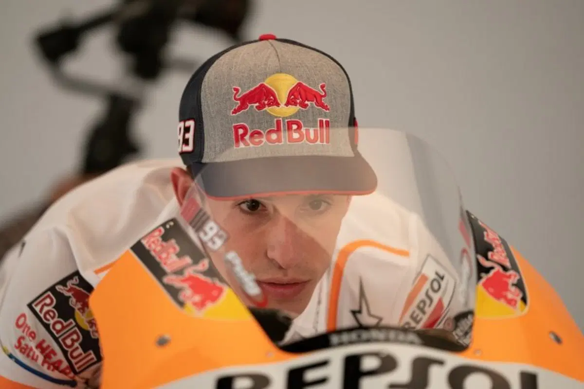 Marquez e Lorenzo si preparano (in studio) per il Qatar (2)