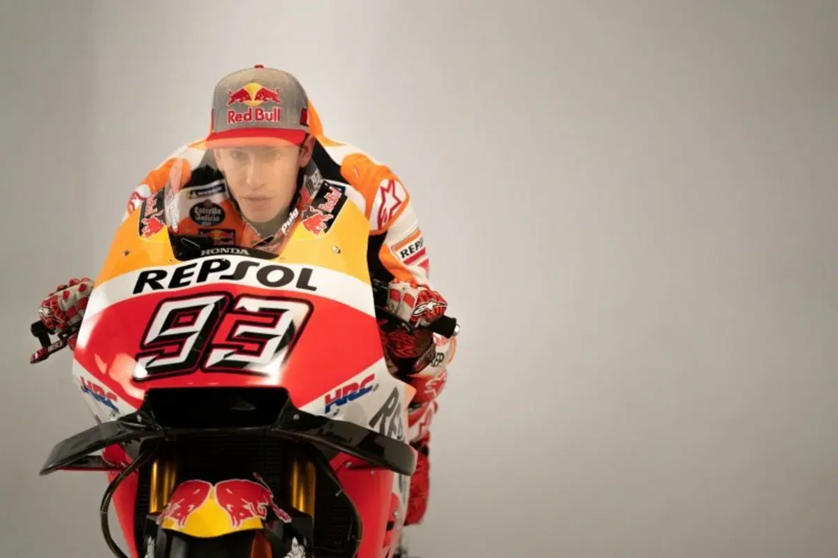 Marquez e Lorenzo si preparano (in studio) per il Qatar (9)