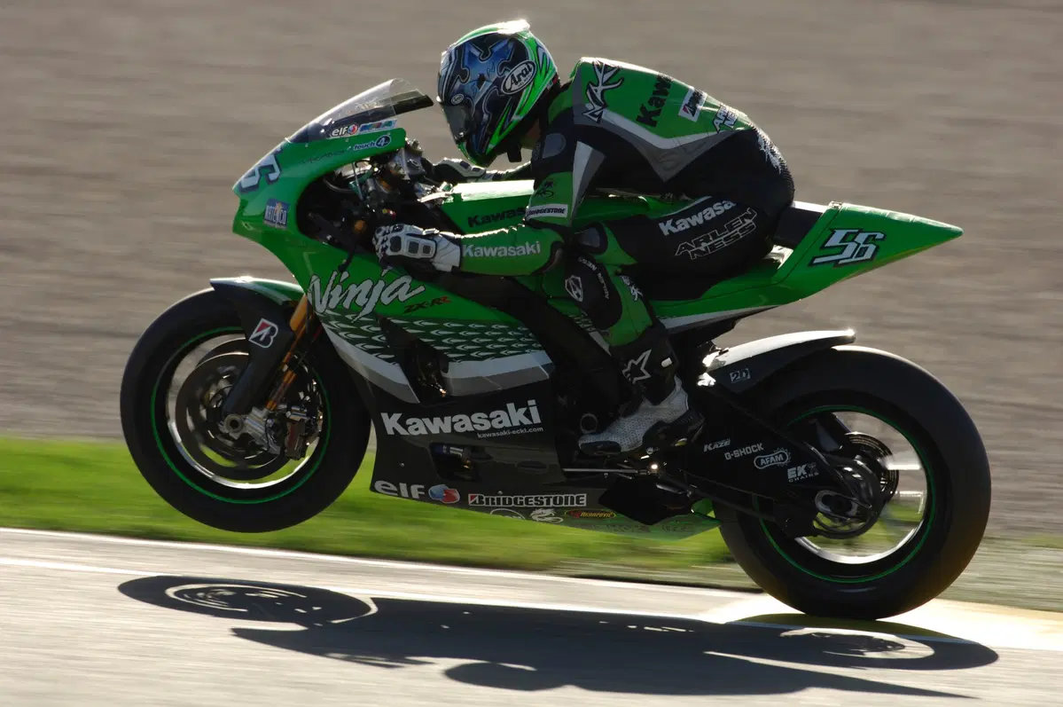 Dieci grandi Kawasaki da corsa. Prima dell'ultima Superbike vincente (6)