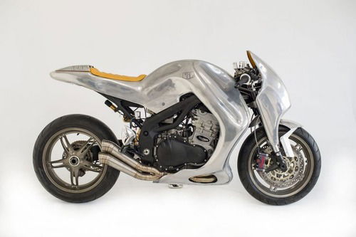 Triumph Speed Triple: una creazione bizzarra di Metalbike Garage (6)