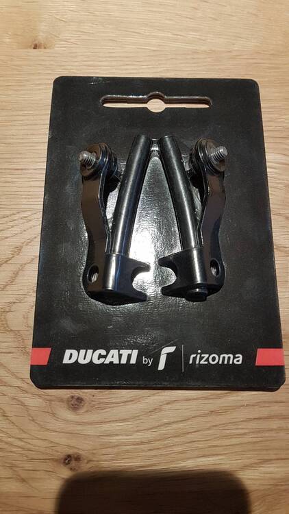 Set Adattatori M 1200 Ducati 25% sconto