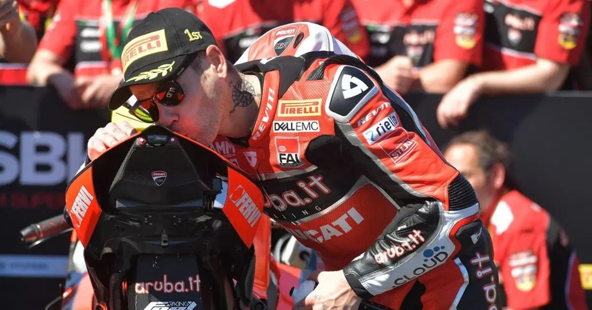 SBK 2019. &Aacute;lvaro Bautista: &ldquo;In poco tempo ho trovato un grande feeling con la V4&rdquo;
