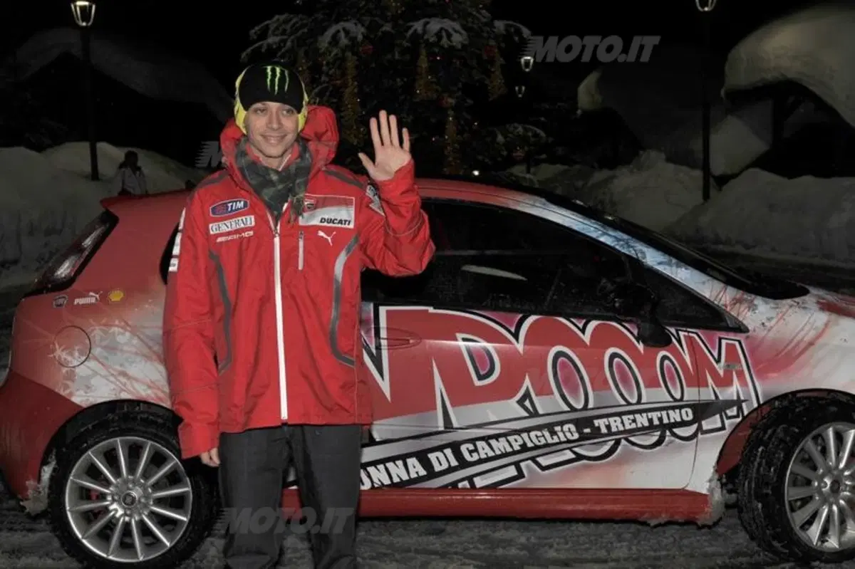Wrooom 2011. Rossi e Alonso, le prime immagini (12)