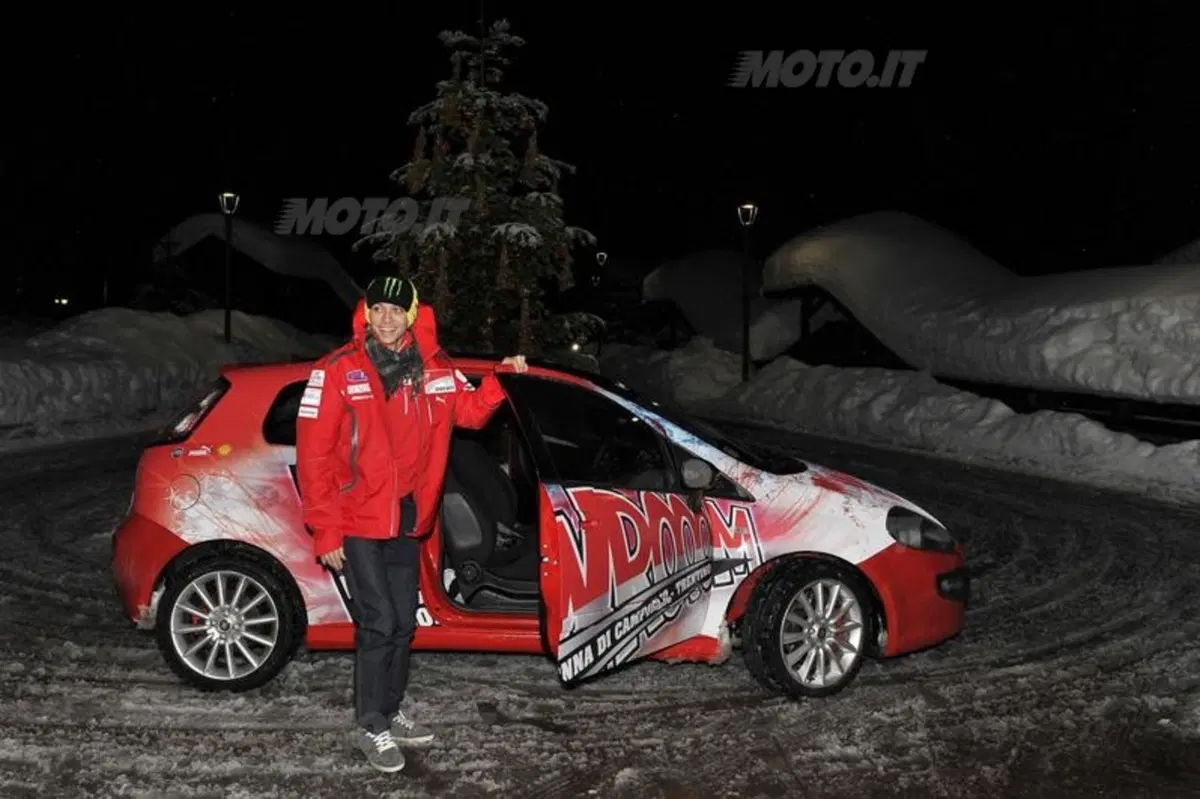 Wrooom 2011. Rossi e Alonso, le prime immagini (13)