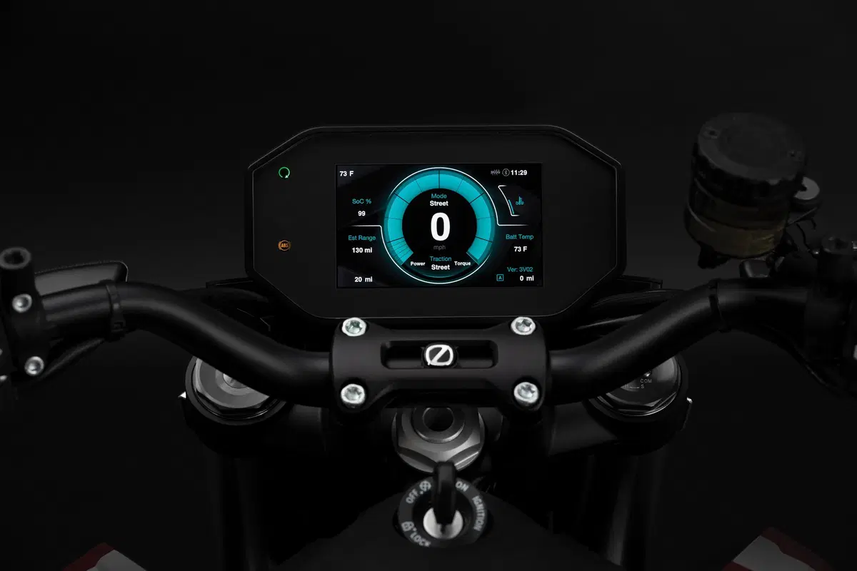 Zero SR/F. Lancia la sfida alle moto tradizionali