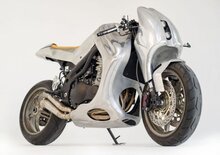 Triumph Speed Triple: una creazione bizzarra di Metalbike Garage