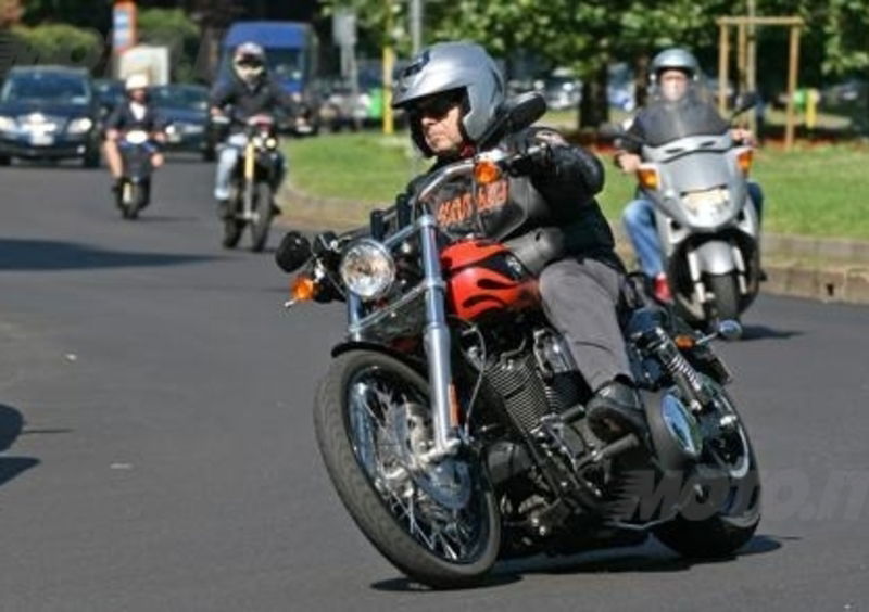 Otto corsie preferenziali aperte ai motociclisti a Milano