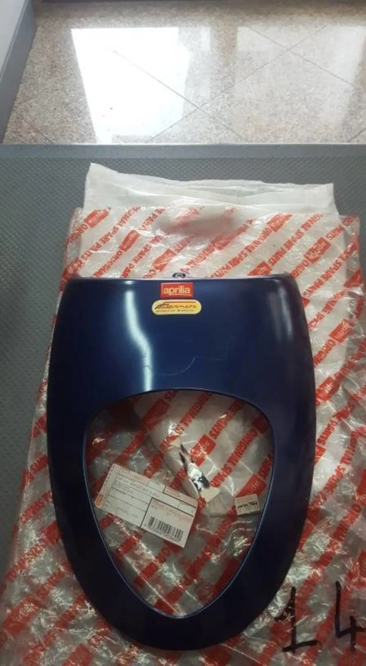 COFANO ANT. BLU SAPPHIRE GULLIVER 50 Aprilia