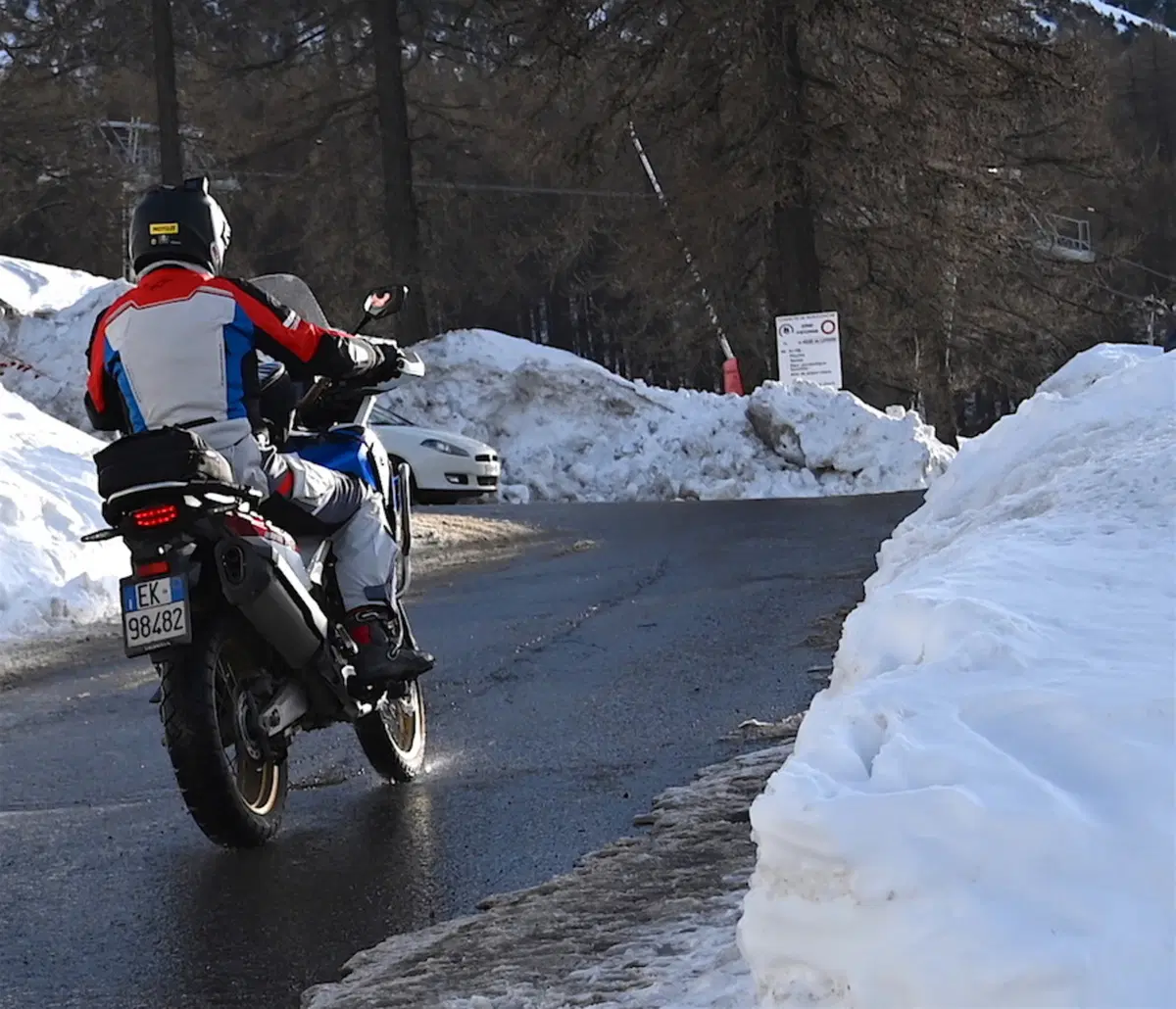 Tour Alpino Invernale, quattro passi da 2.000 metri (48)
