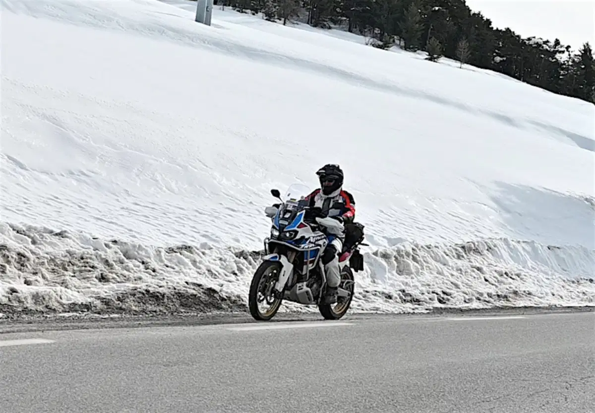 Tour Alpino Invernale, quattro passi da 2.000 metri (51)