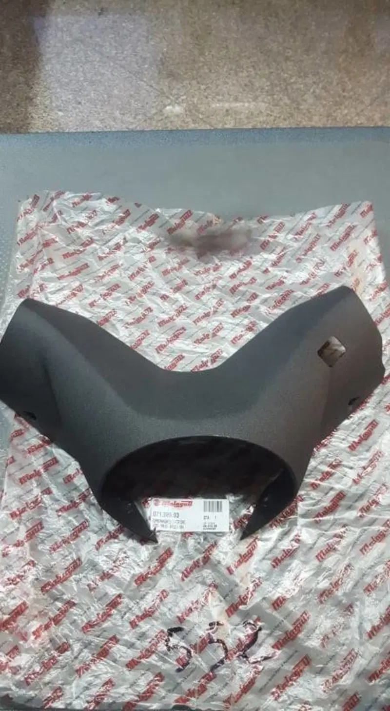 COPRIMANUBRIO INF. NERO SPIDERMAX 500 GT RS Malaguti