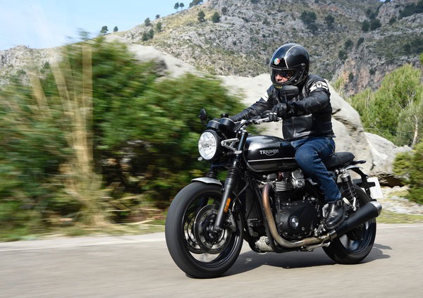 Triumph Demo Tour: prima tappa a Motodays