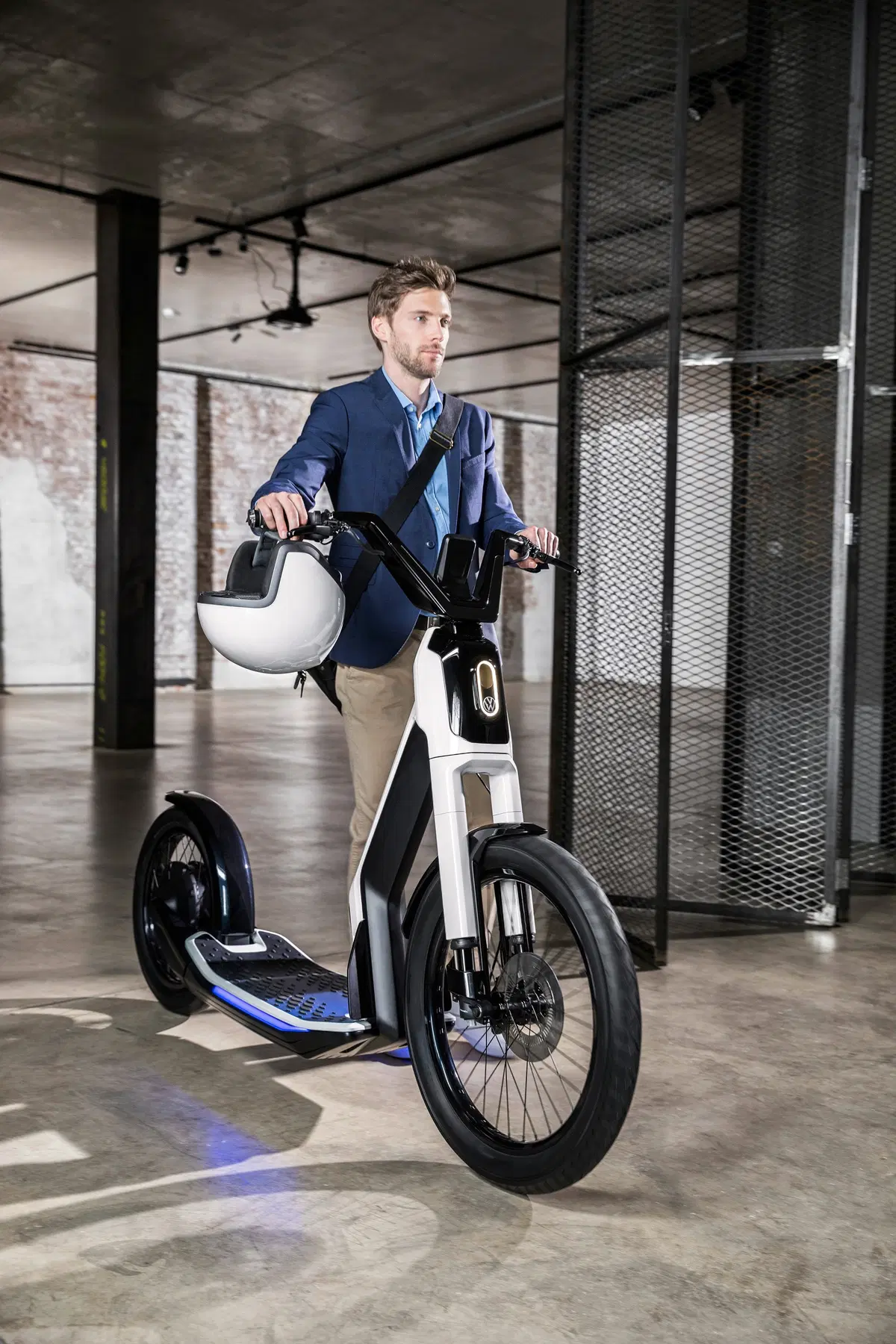 Wolkswagen presenta a Ginevra due concept elettrici (6)