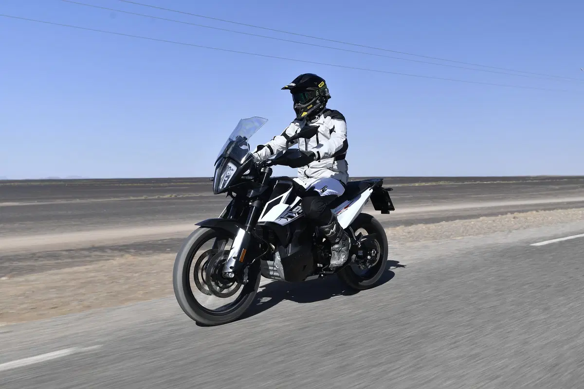  KTM 790 Adventure e 790 Adventure R: Test anteprima in Marocco (13)