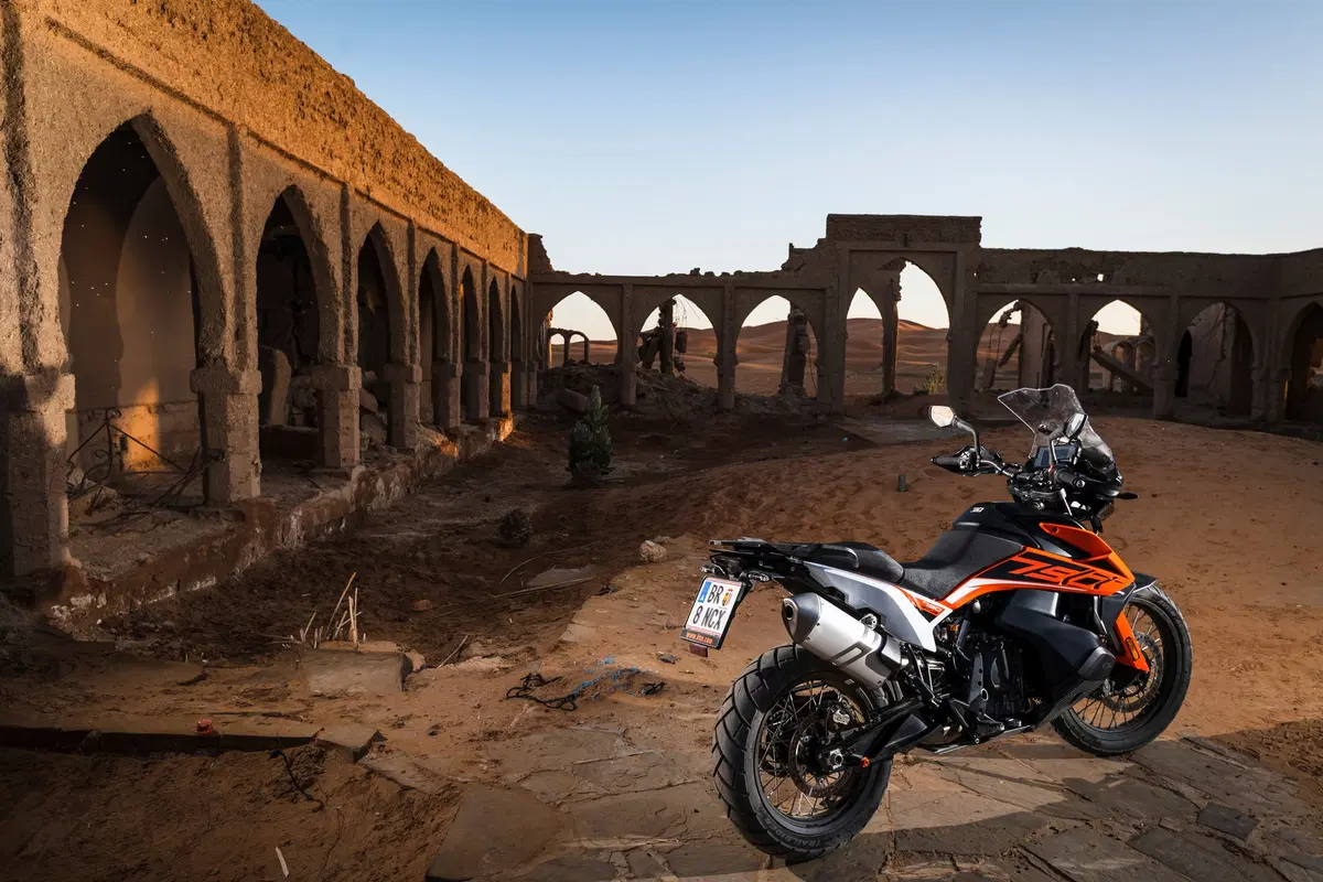  KTM 790 Adventure e 790 Adventure R: Test anteprima in Marocco (18)