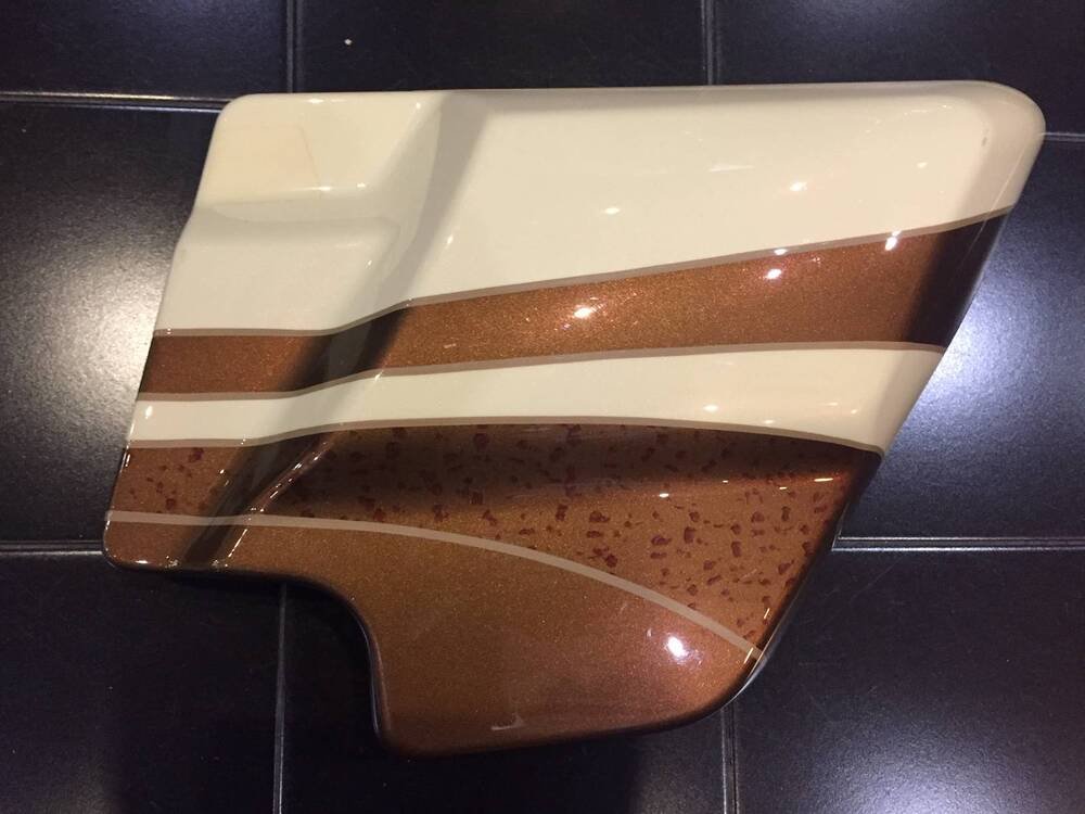 COPPIA SIDECOVER FLH PAINTED USED 2009-2019 Harley-Davidson (2)