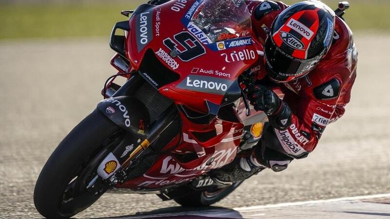MotoGP 2019. Petrucci segna il miglior tempo nel warm up