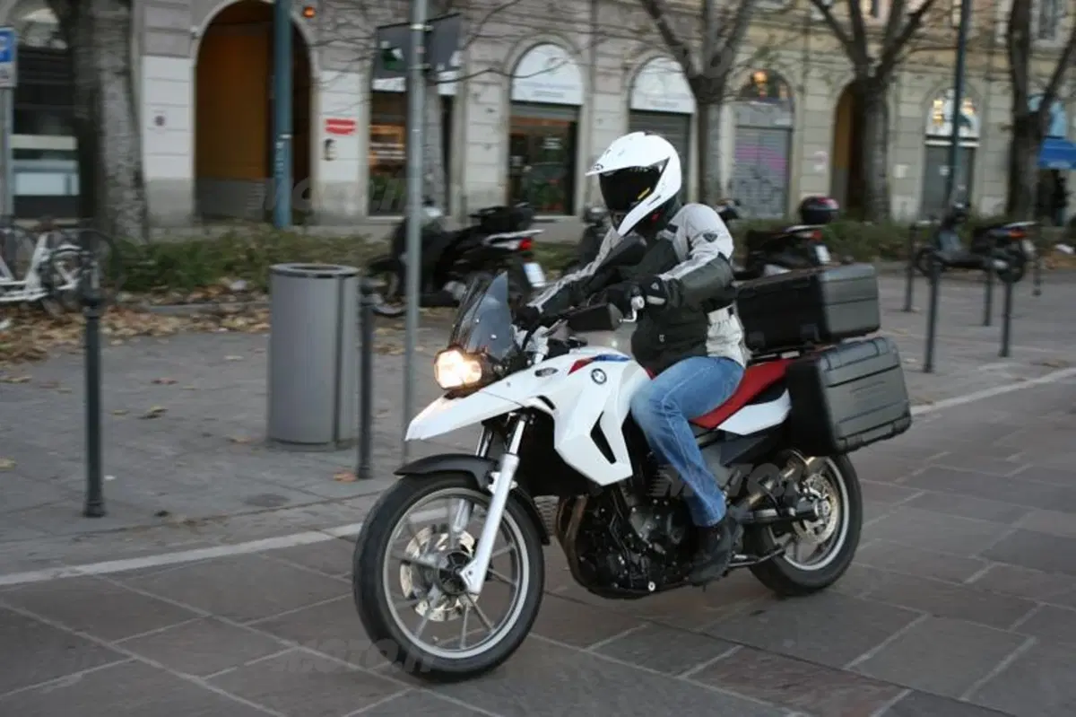 BMW F 650 GS  (2)
