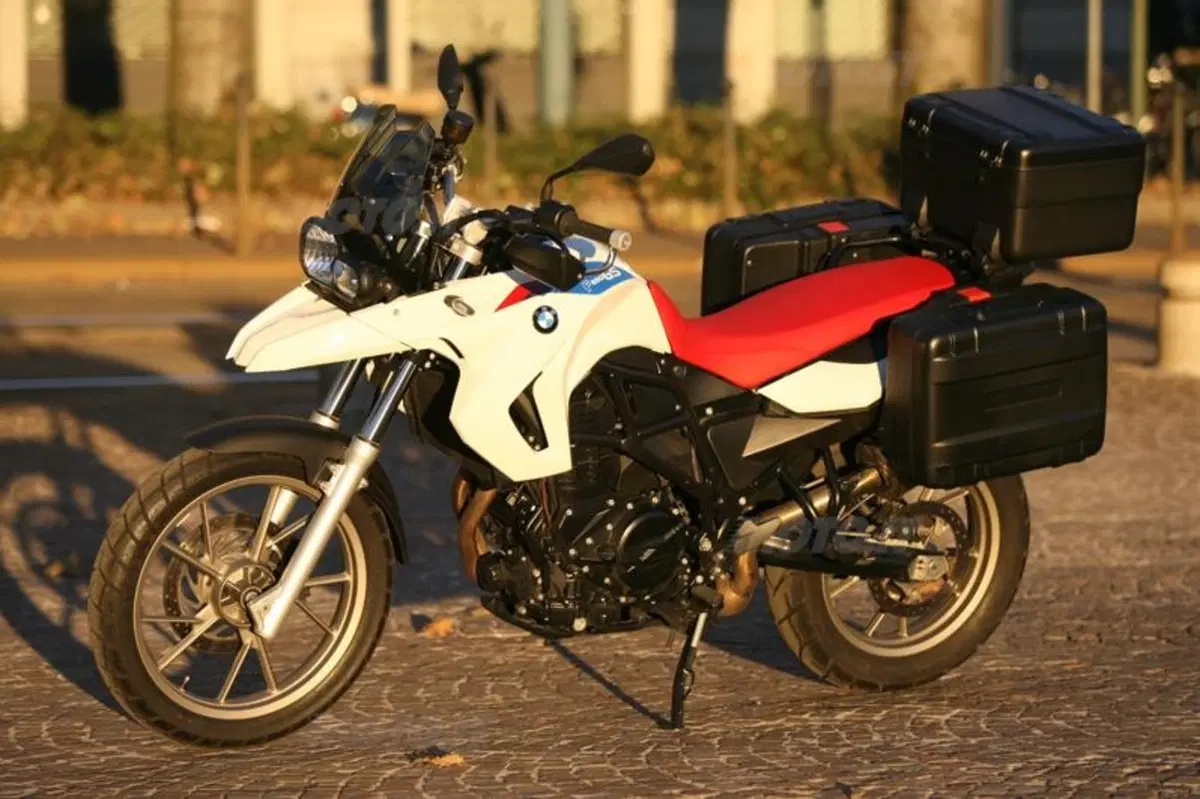 BMW F 650 GS  (9)