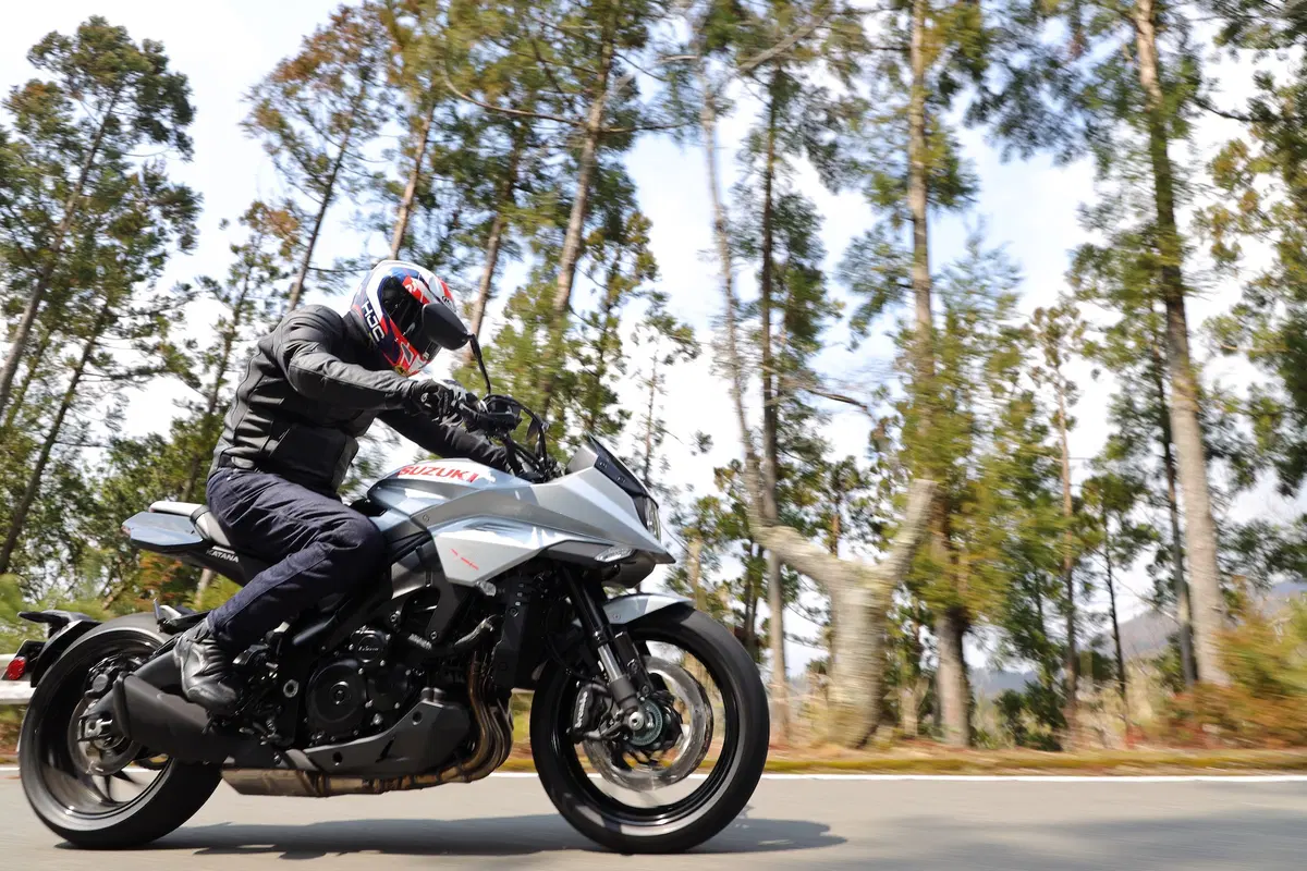 Suzuki Katana. Il ritorno della leggenda
