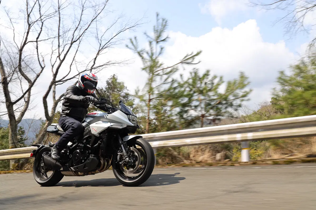 Suzuki Katana. Il ritorno della leggenda (6)