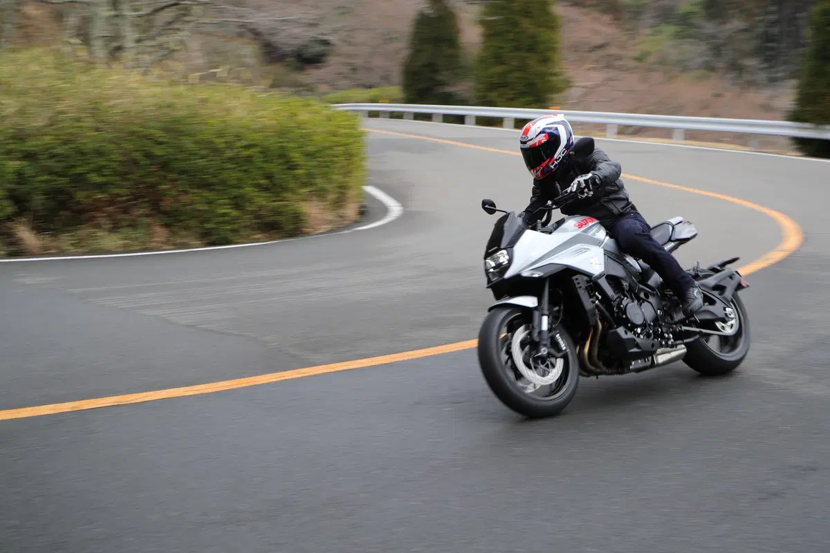 Suzuki Katana. Il ritorno della leggenda (14)