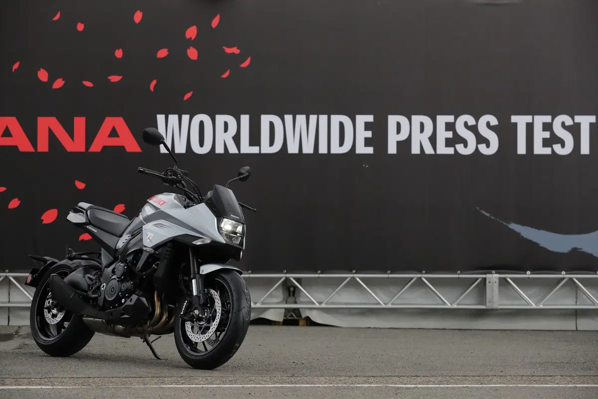 Suzuki Katana. Il ritorno della leggenda (17)