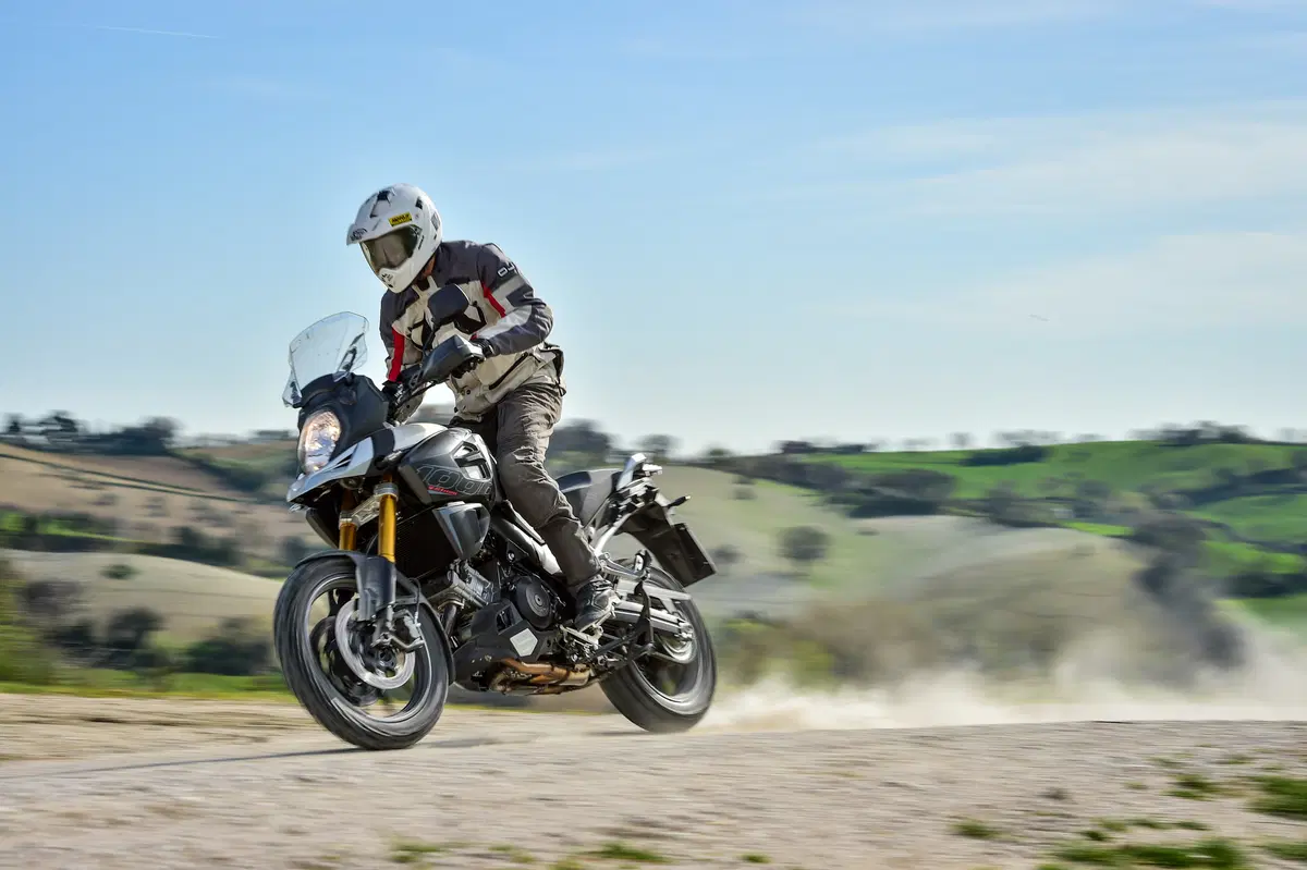 Suzuki V-Strom 1000 ABS (5)