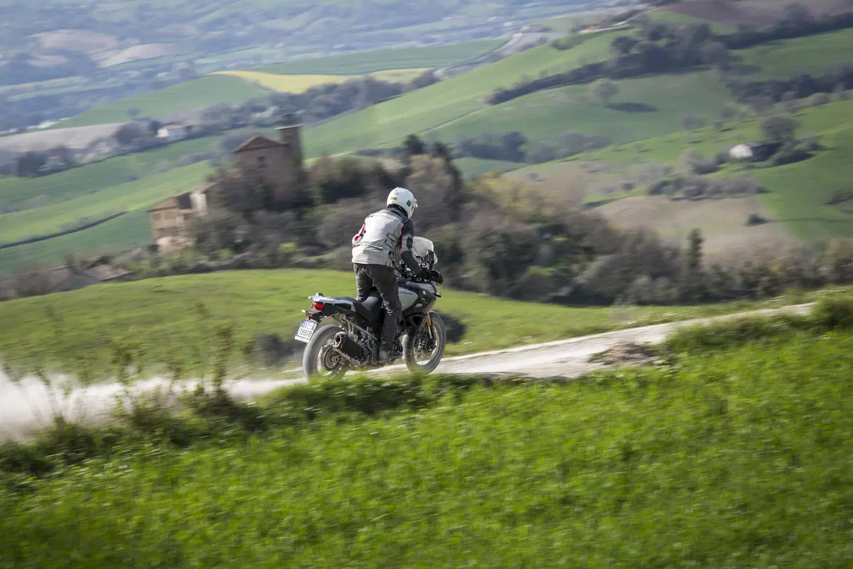 Suzuki V-Strom 1000 ABS (3)
