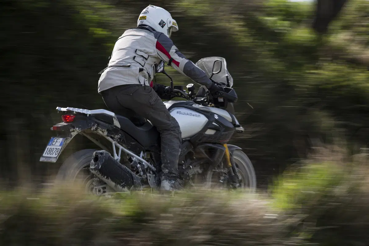 Suzuki V-Strom 1000 ABS (2)