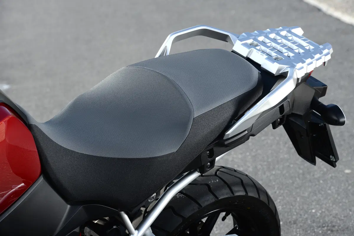 Suzuki V-Strom 1000 ABS (24)