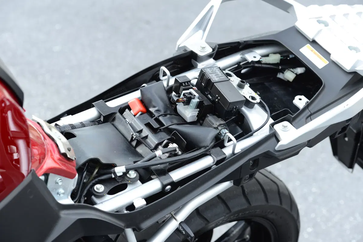 Suzuki V-Strom 1000 ABS (30)