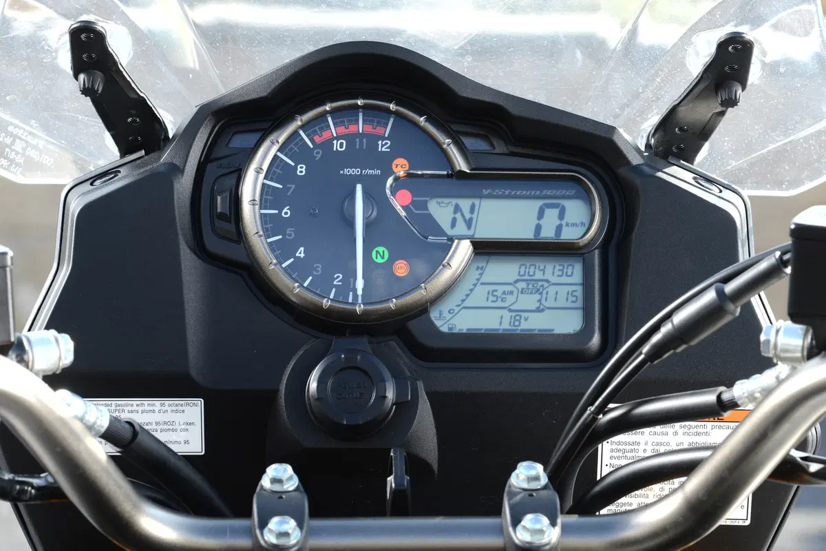 Suzuki V-Strom 1000 ABS (18)