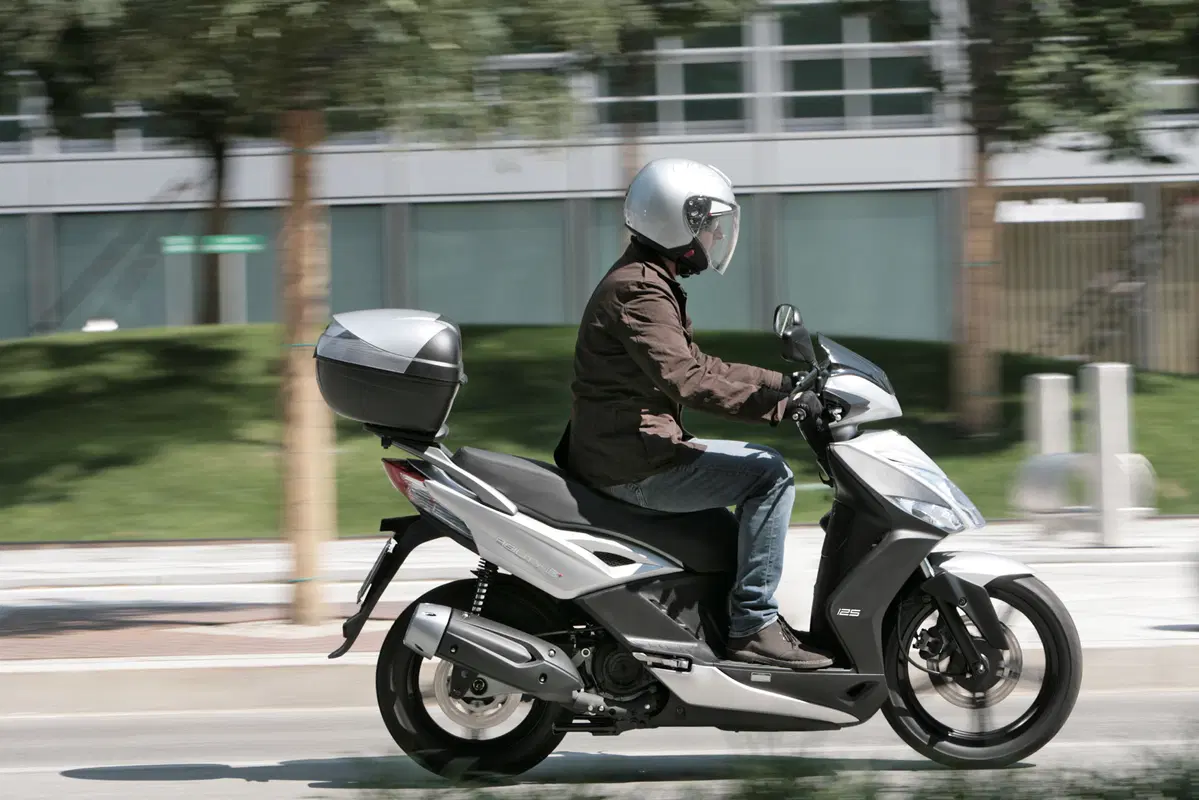 Kymco Agility 125 Agility 125i R16 + (2016 - 17) (18)