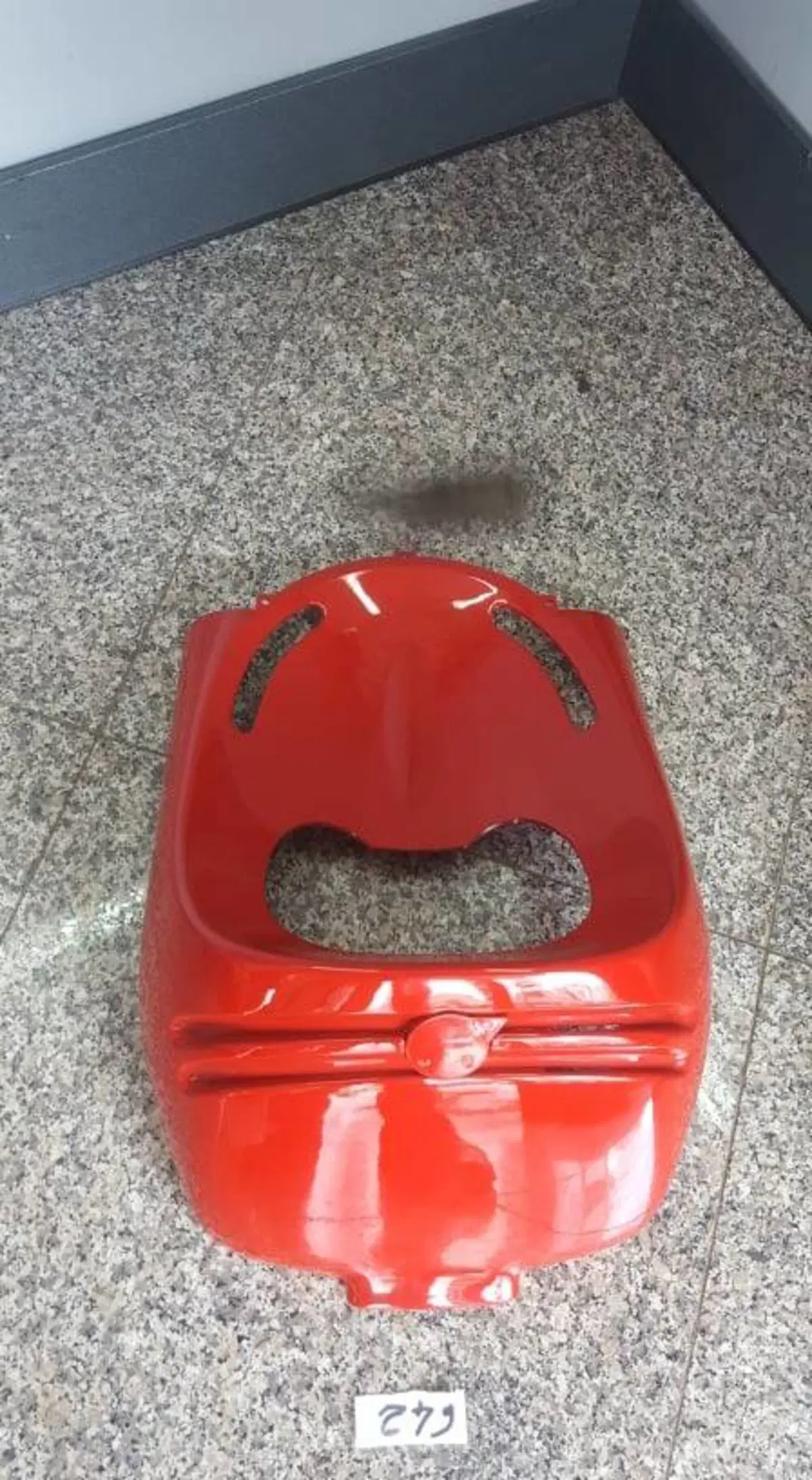 SCUDO ANT. ROSSO TEMPO 50 Betamotor