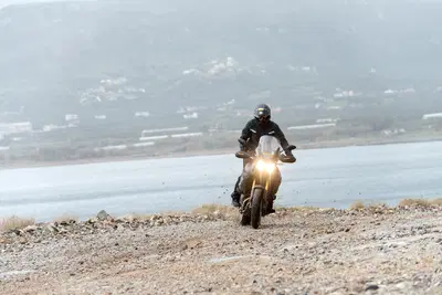 Continental ContiTrailAttack3: test con le maxienduro sulle strade di Creta