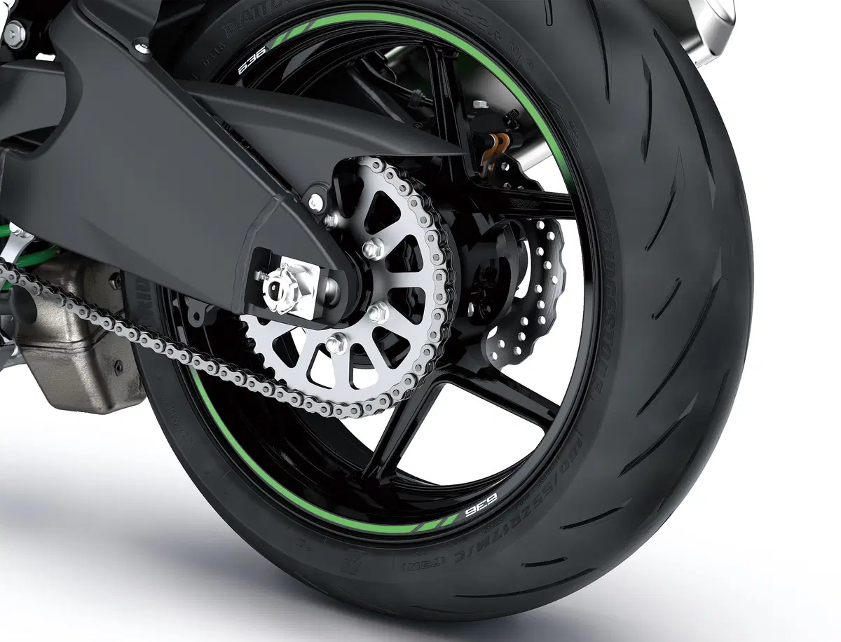 Kawasaki ZX-6R 636 2019. La fuorilegge (4)