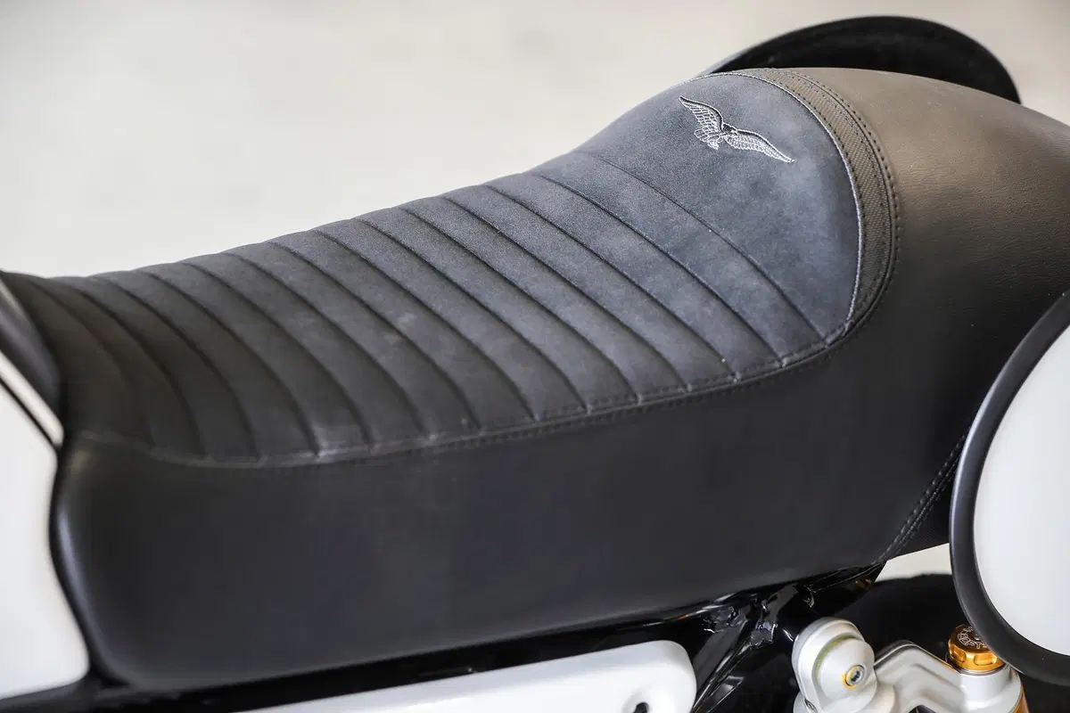 Moto Guzzi V7 III Fast Endurance, TEST: che sorpresa! (4)