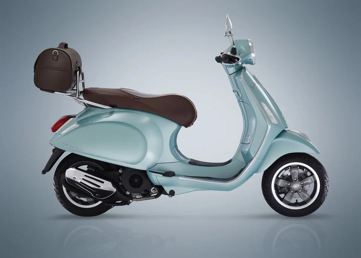Vespa Primavera 50 Primavera 50 4T 3V Settantesimo (2016) (9)