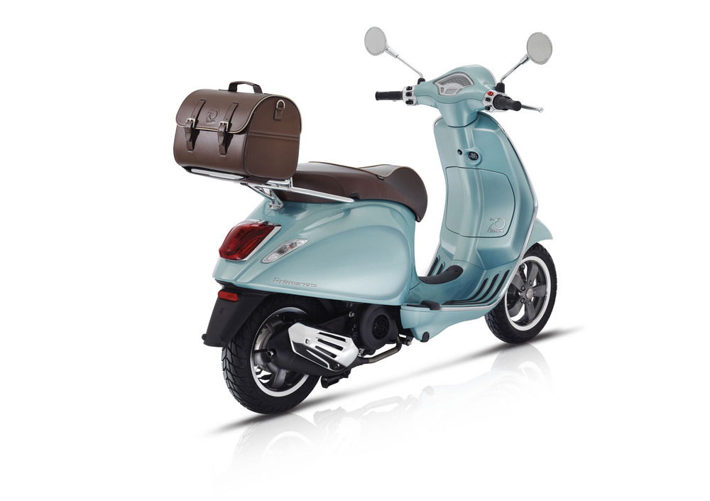 Vespa Primavera 50 4T 3V Settantesimo (2016) (4)