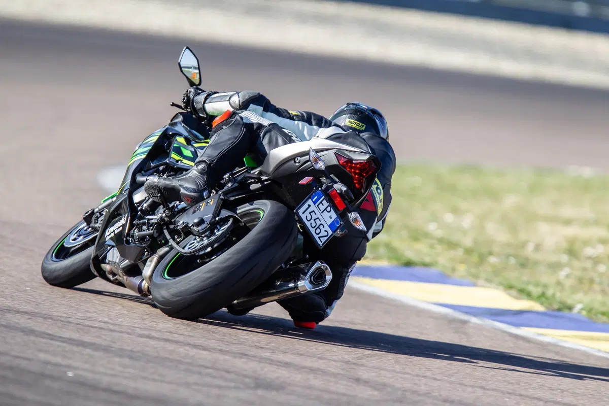 Kawasaki ZX-6R 636 2019. La fuorilegge (2)