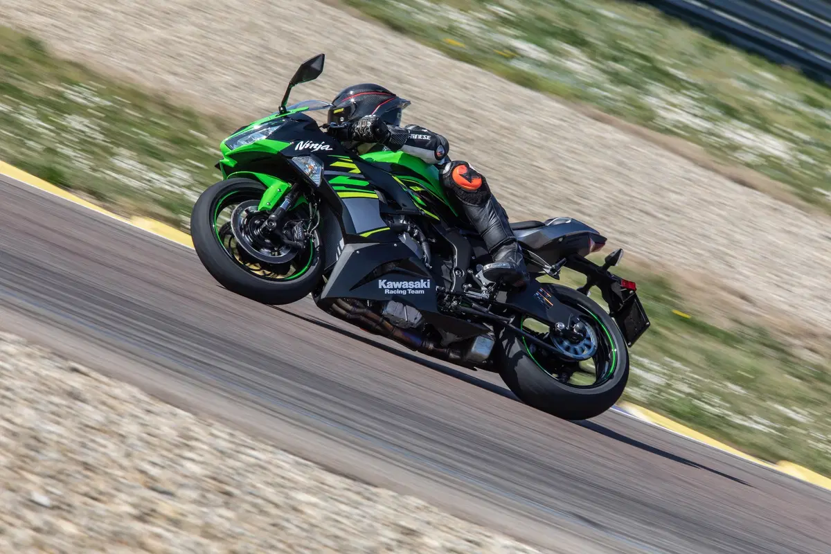 Kawasaki ZX-6R 636 2019. La fuorilegge (6)