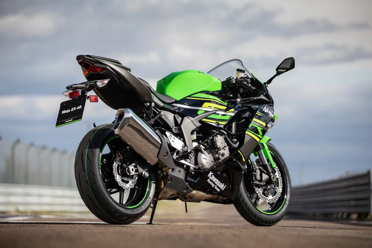 Kawasaki ZX-6R 636 2019. La fuorilegge (10)