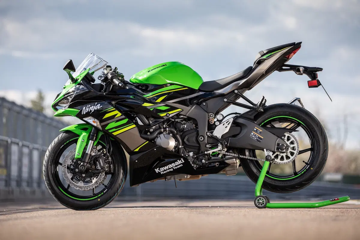 Kawasaki ZX-6R 636 2019. La fuorilegge (11)