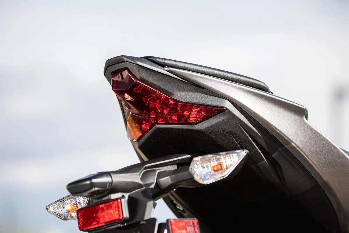 Kawasaki ZX-6R 636 2019. La fuorilegge (23)