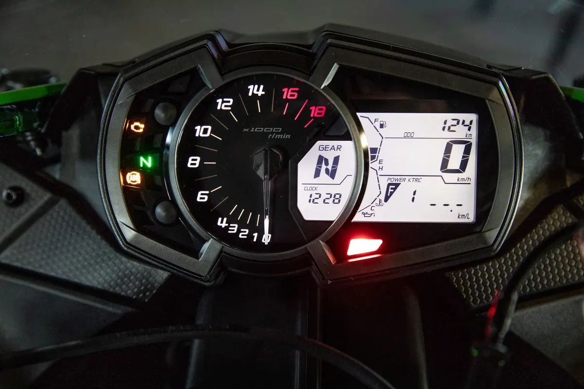 Kawasaki ZX-6R 636 2019. La fuorilegge (38)