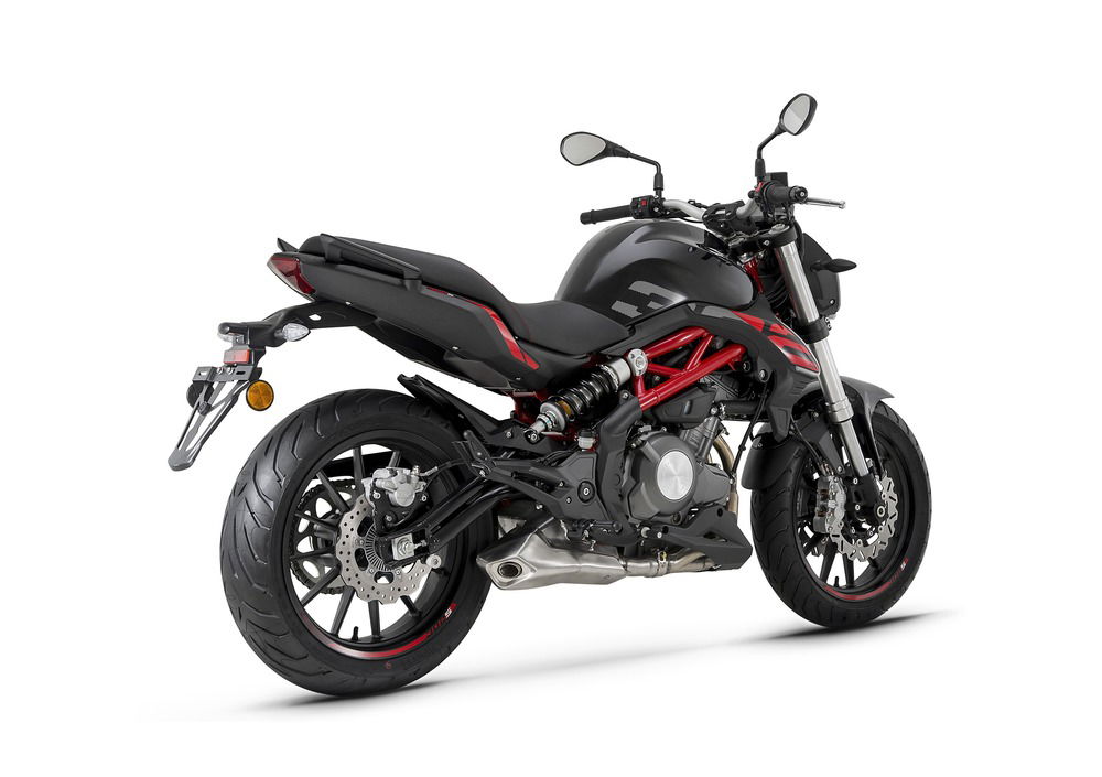 Benelli BN 302 S (2019 - 20) (2)