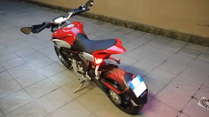 MV Agusta Rivale 800 EAS ABS (2013 -17) (3)