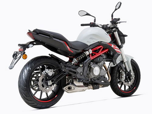 Benelli 302S 2019, due cilindri competitivi (8)