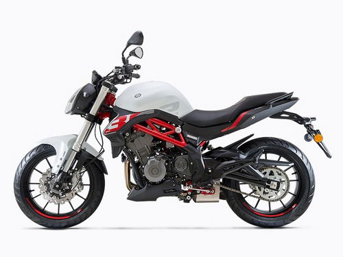 Benelli 302S 2019, due cilindri competitivi (9)